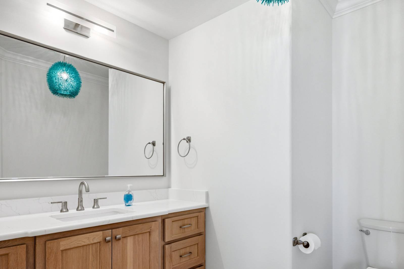 The Powder Room at Carolina Seas