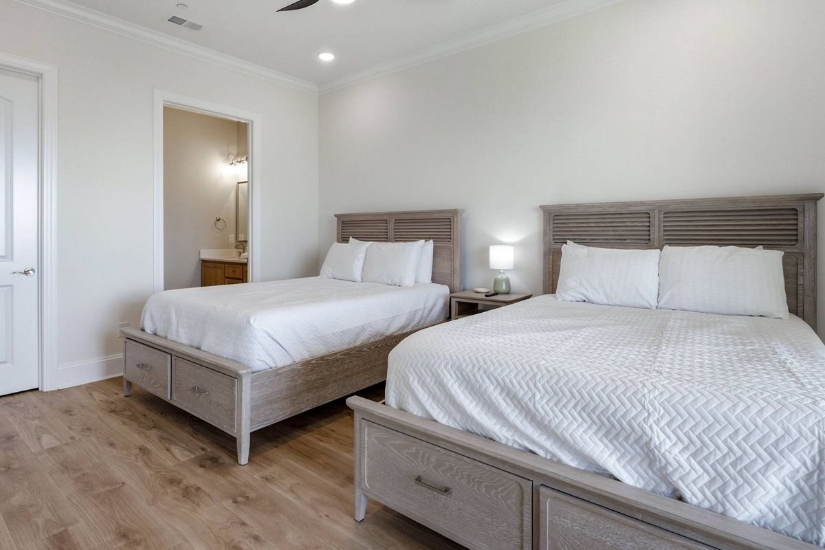 The Palmetto Bedroom at Carolina Seas