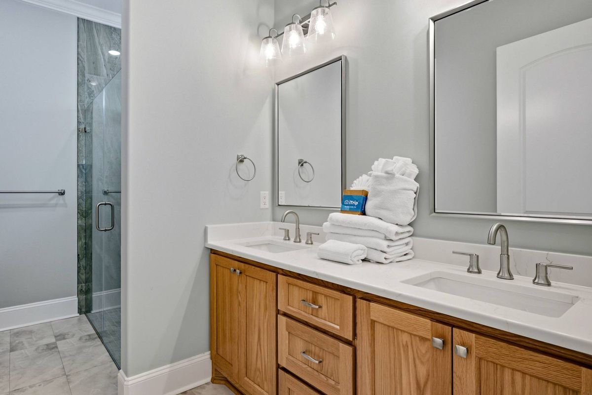 The Palmetto Bathroom at Carolina Seas